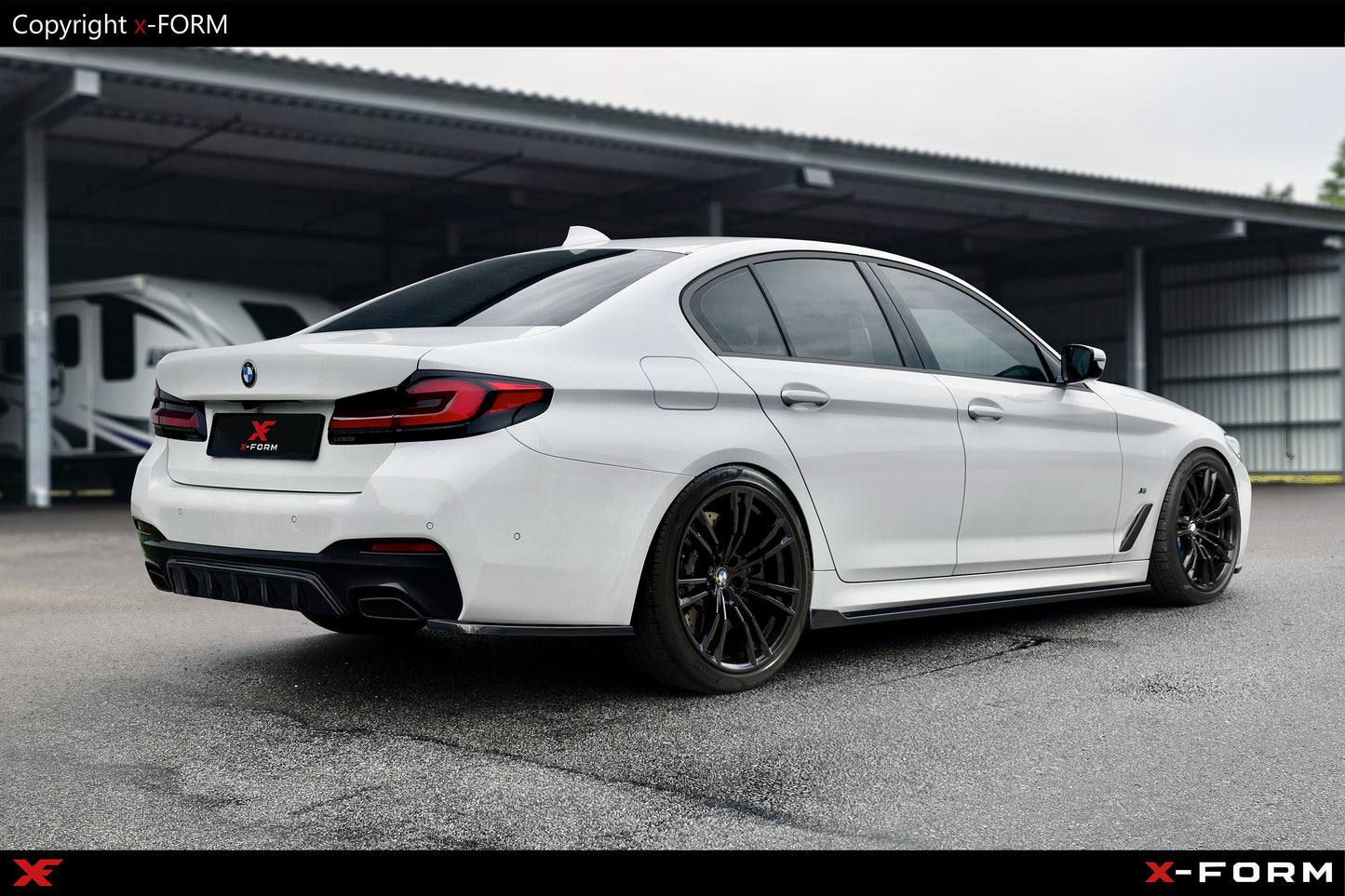 BMW G30 M-Package Facelift Glossy Black ABS Rear Bumper Splitters, Flaps