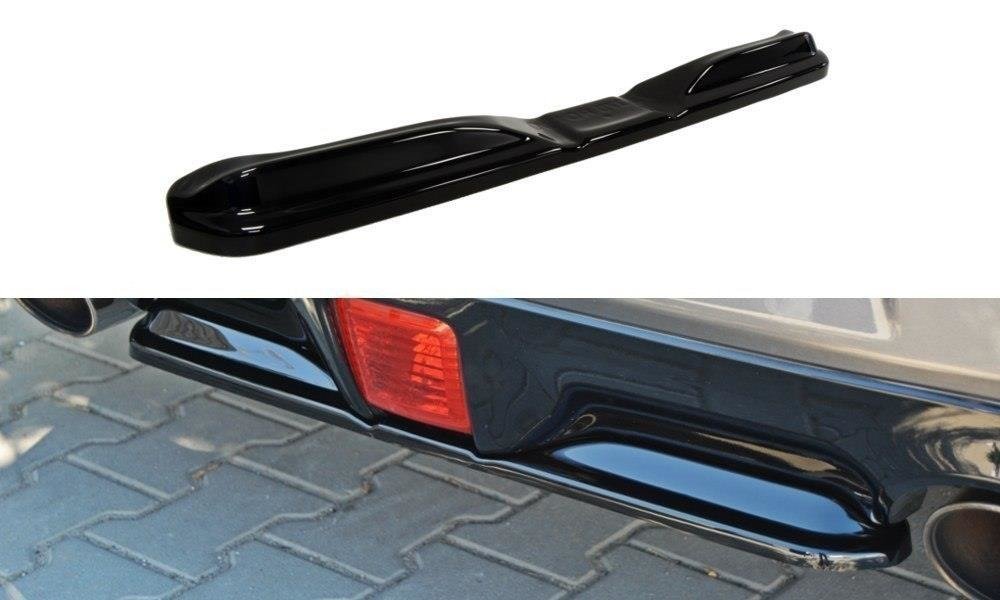 Image of Central Rear Splitter Nissan 370Z - Gloss Black
