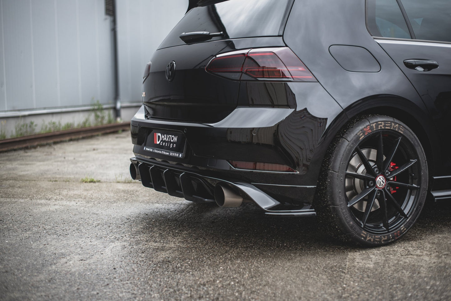 Racing-Durability-Rear-Diffuser-VW-Golf-7-GTi-Tcr---Red-Line