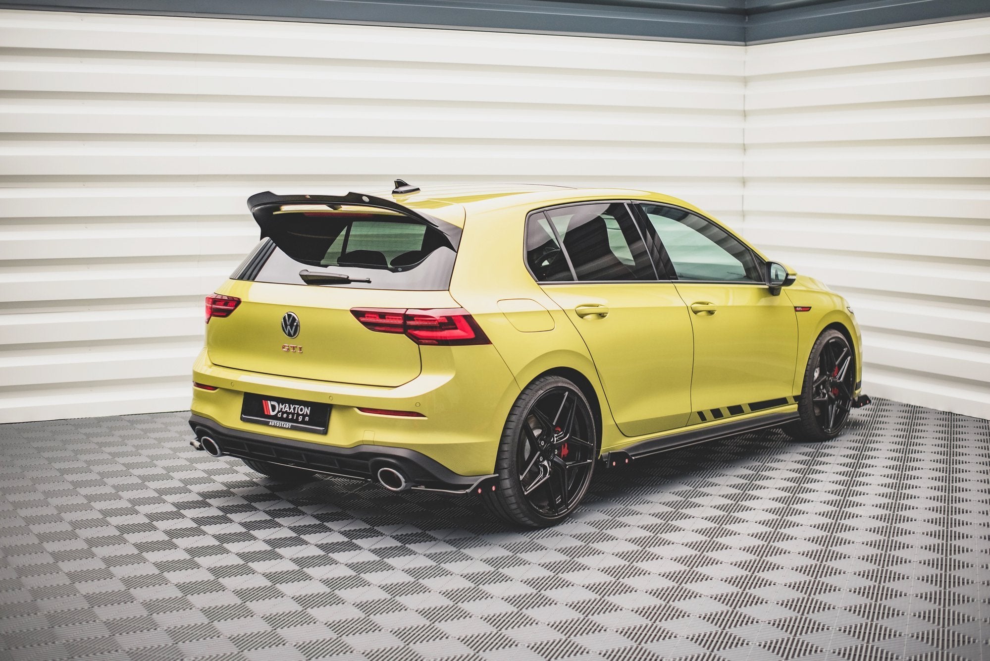 Image of Side Splitters + Flaps V.1 Volkswagen Golf 8 GTi Clubsport-N V3