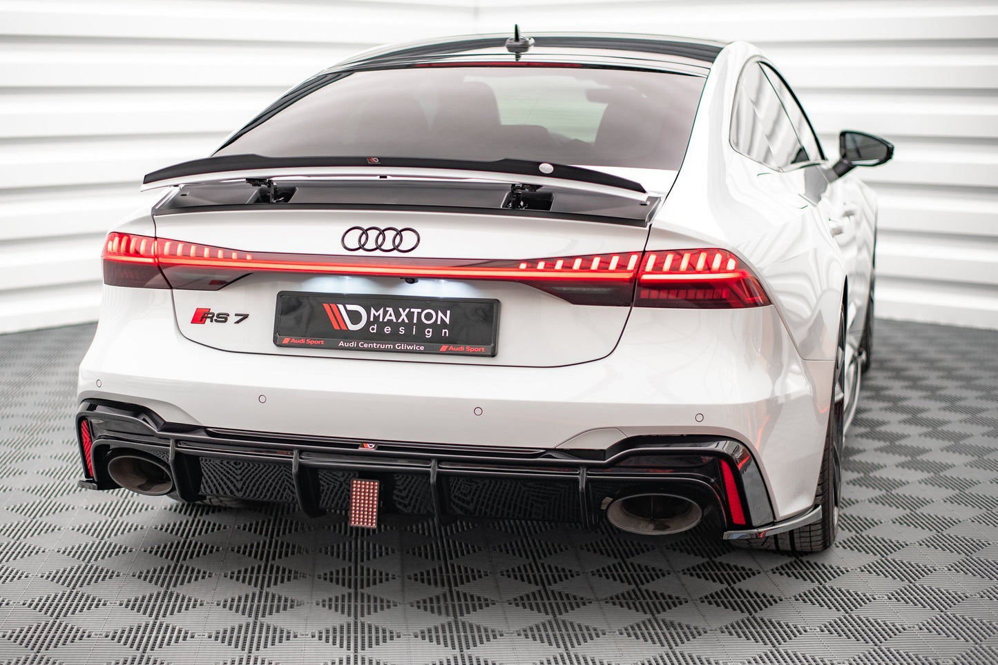 Led-Stop-Light-Audi-RS6-C8-/-RS7-C8