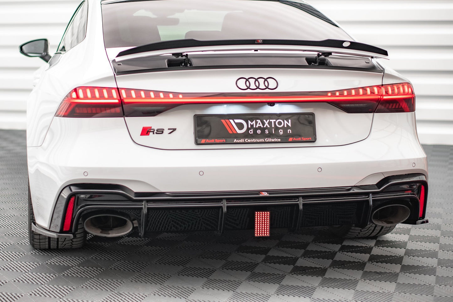 Led-Stop-Light-Audi-RS6-C8-/-RS7-C8
