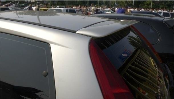 Image of Spoiler Punto Ii, 3 Doors Not Primed