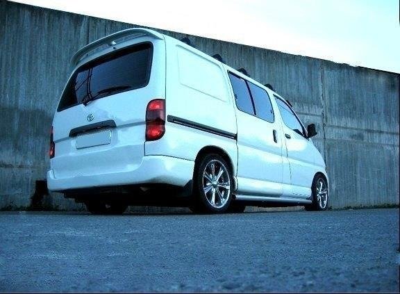 Image of Rear Spoiler Toyota Hiace Not Primed