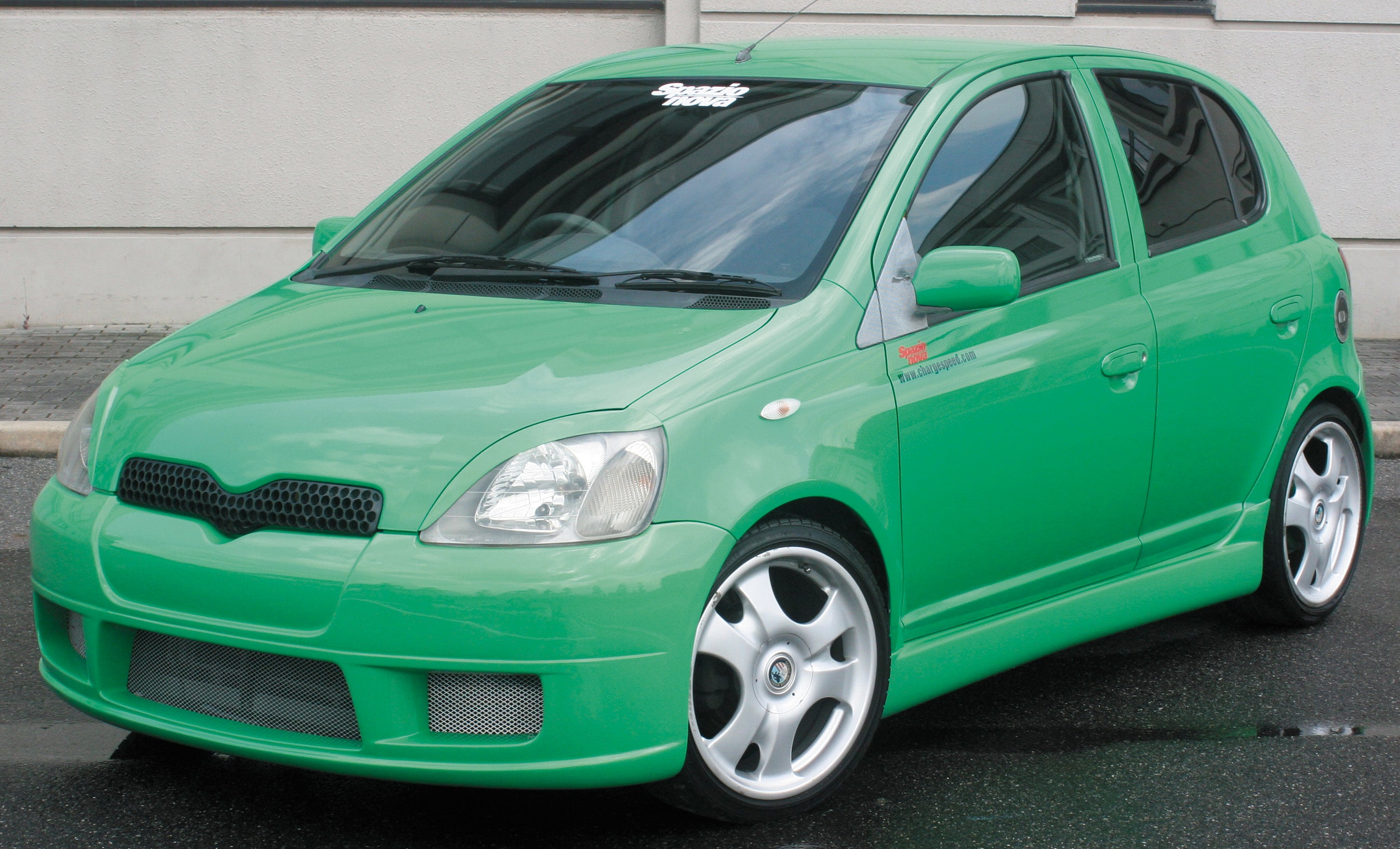 Image of Toyota Yaris 96-03 Chargespeed-voorbumper