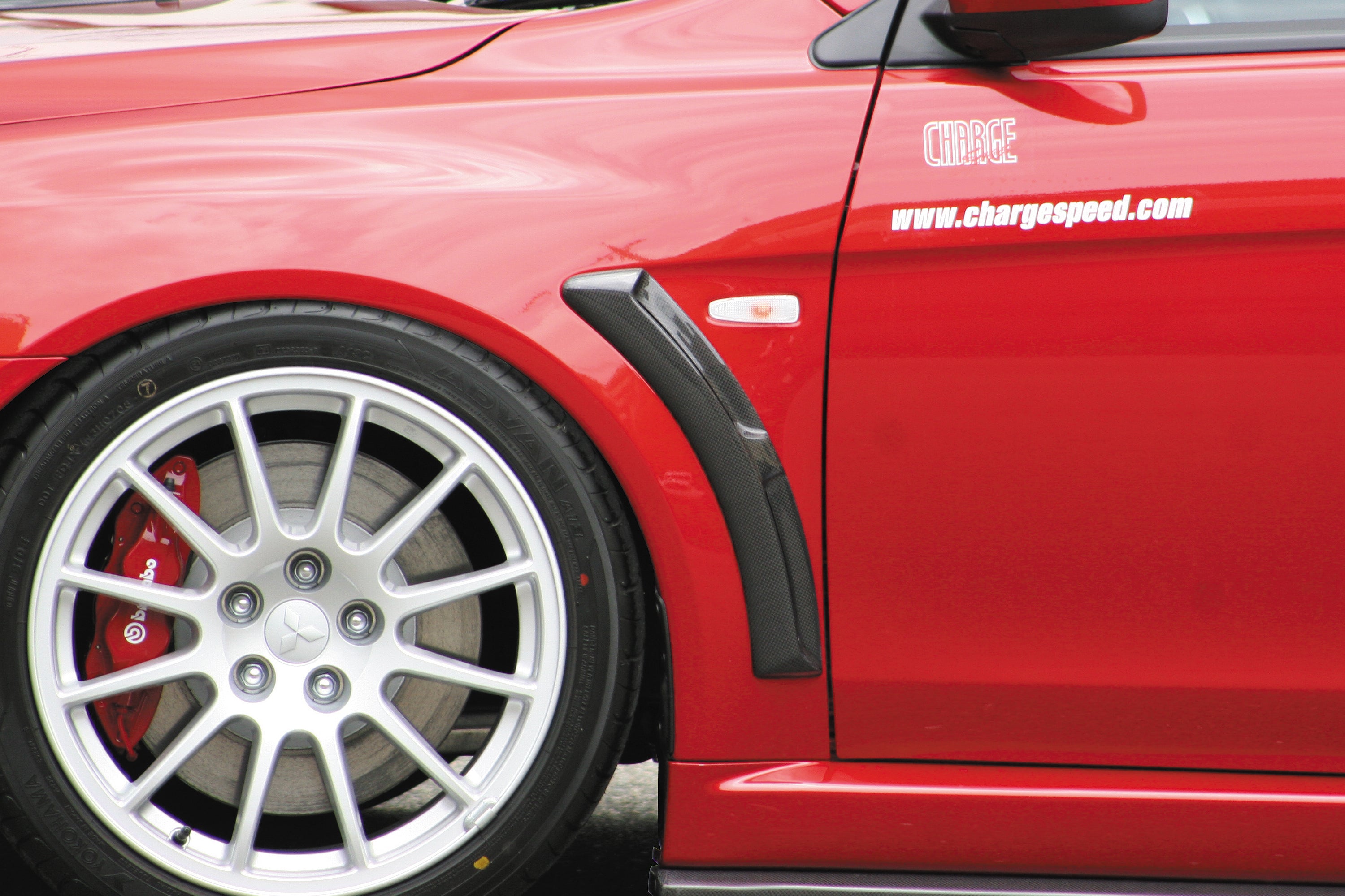 Image of Mitsubishi EVO X Chargespeed voorspatbordinlaten