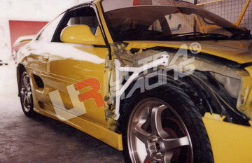 Toyota-MR2-SW20-UltraRacing-3-Point-Fender-Brackets