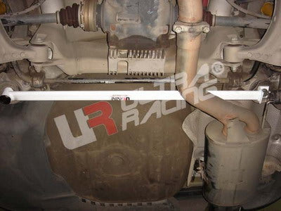 BMW-5-Series-E60-530-UltraRacing-2-Point-Rear-Lower-Bar-541