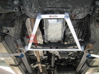 Image of Toyota Hilux Vigo 05+ UltraRacing 4-Point Front H-Brace 825