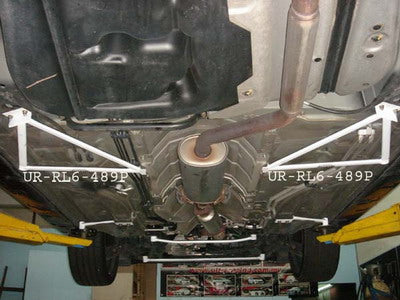 Image of Honda Odyssey 05+ UltraRacing 2x 2-Point Rear Member Braces