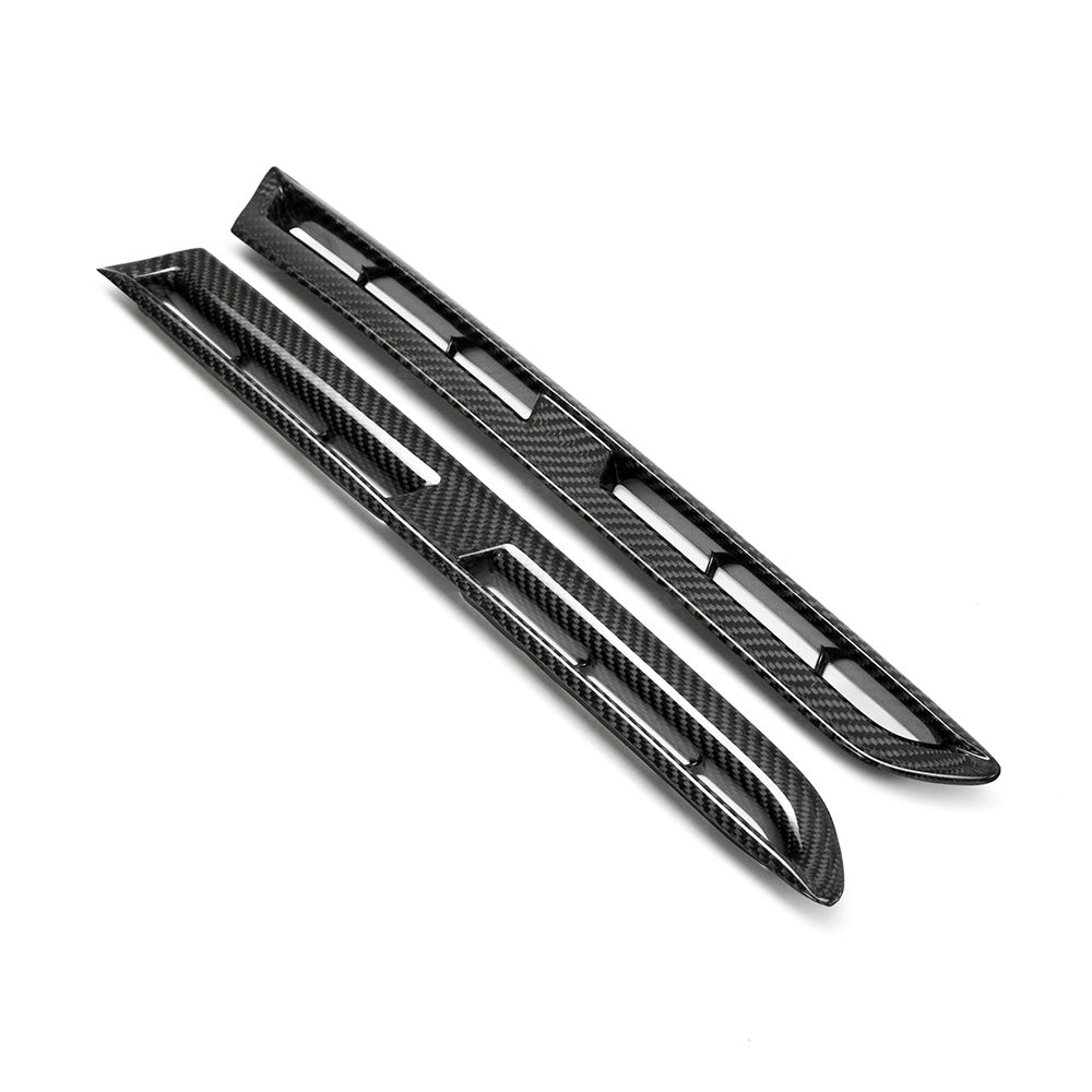 Nissan-GTR-R35-09-16-Seibon-Carbon-Fender-Ducts