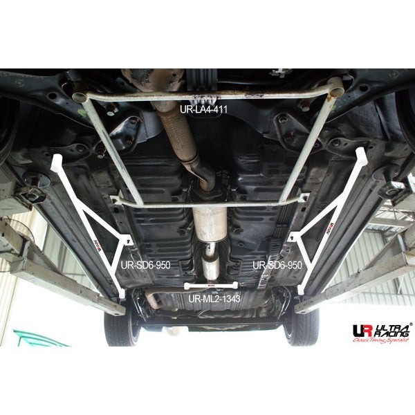 Image of Nissan Cefiro 94-98 A32 UltraRacing 2-Point Mid Lower Bar