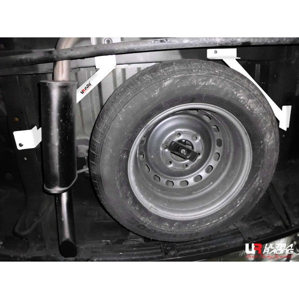 Image of Hyundai H1 07+ 2.5D UltraRacing 2x 2-Point Rear Bars 1620