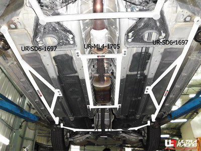 Image of Nissan Teana 09+ J32 UltraRacing 2x 3-Point Rear Side Bars