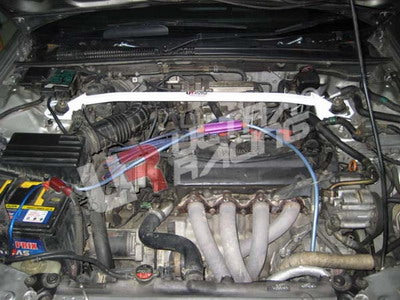 Honda Accord 90-93 UltraRacing Front Upper Strutbar Inject.