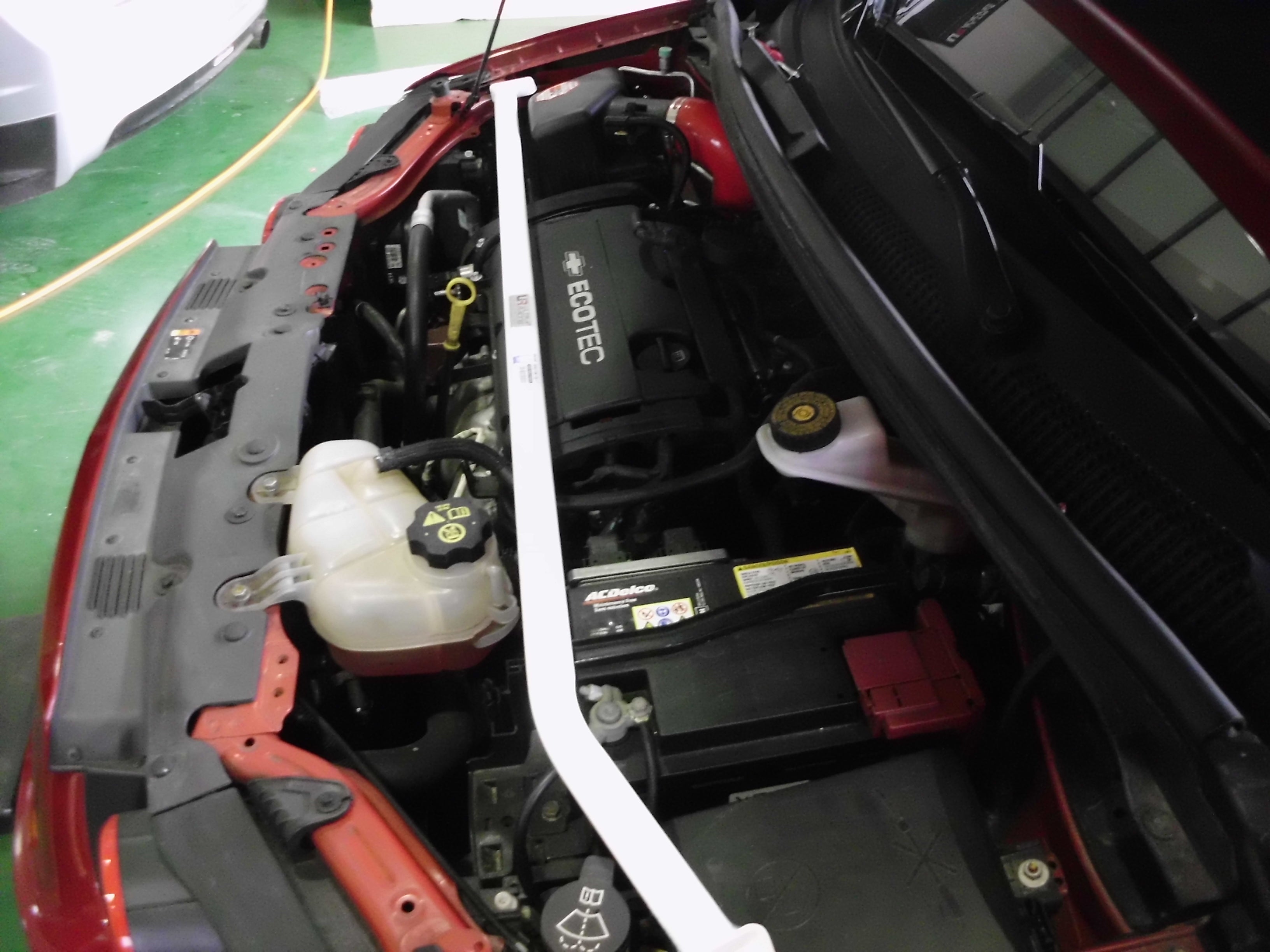 Image of Chevrolet Aveo 1.4 11+ UltraRacing Front Upper Strutbar