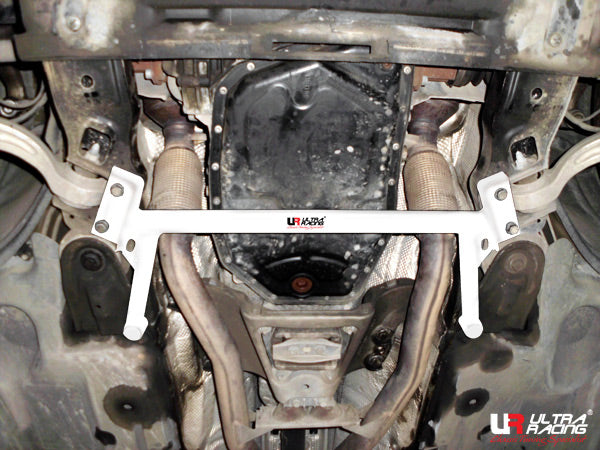 Image of Audi A6 / A7 10+ UltraRacing 2-Point Front Lower Bar 2486