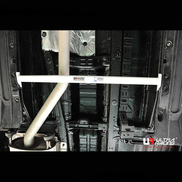 Image of Kia Sorento 2.0D 4WD 13+ UltraRacing 2P Mid Lower Bar 2274