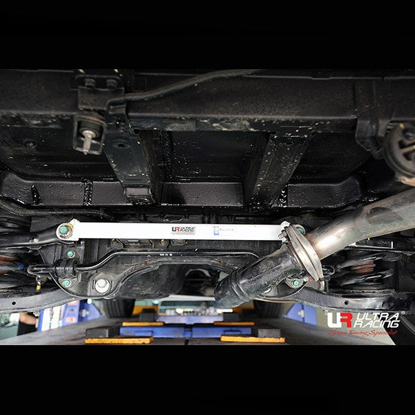 Image of Kia Sorento 2.0D 4WD 13+ UltraRacing 2P Rear Lower Bar 2275