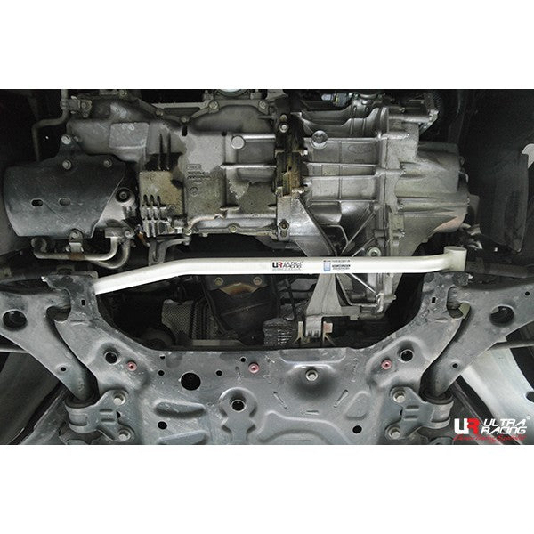 Ford-Focus-Mk3-11+-UltraRacing-2-Point-Front-Lower-Brace