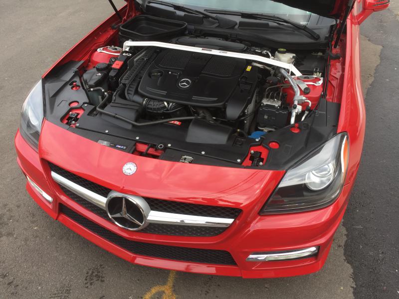 Mercedes-SLK-R172-11+-UltraRacing-2P-Front-Upper-Strut-Bar