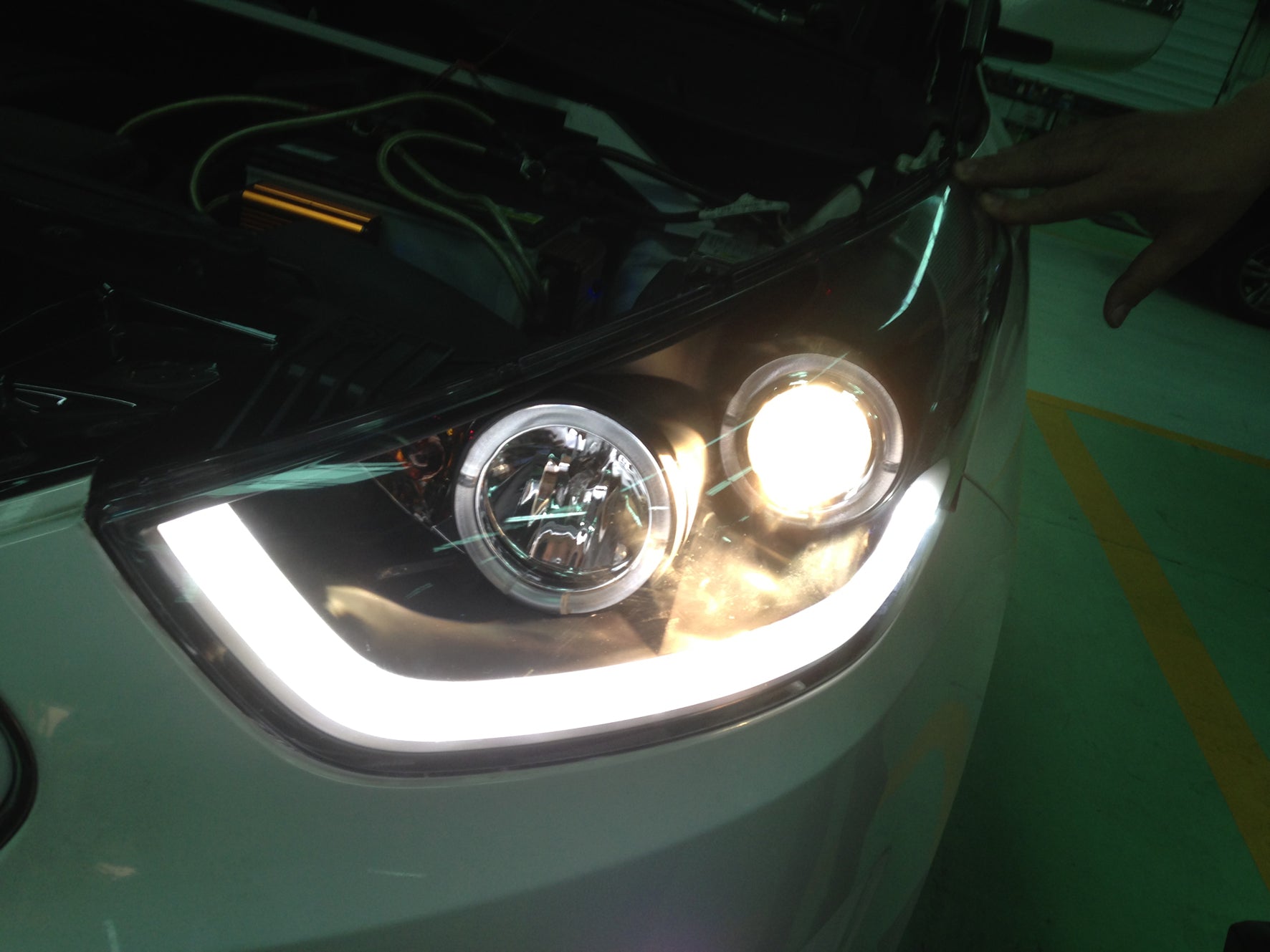 Image of Hyundai IX35 10+ Headlights Set Black