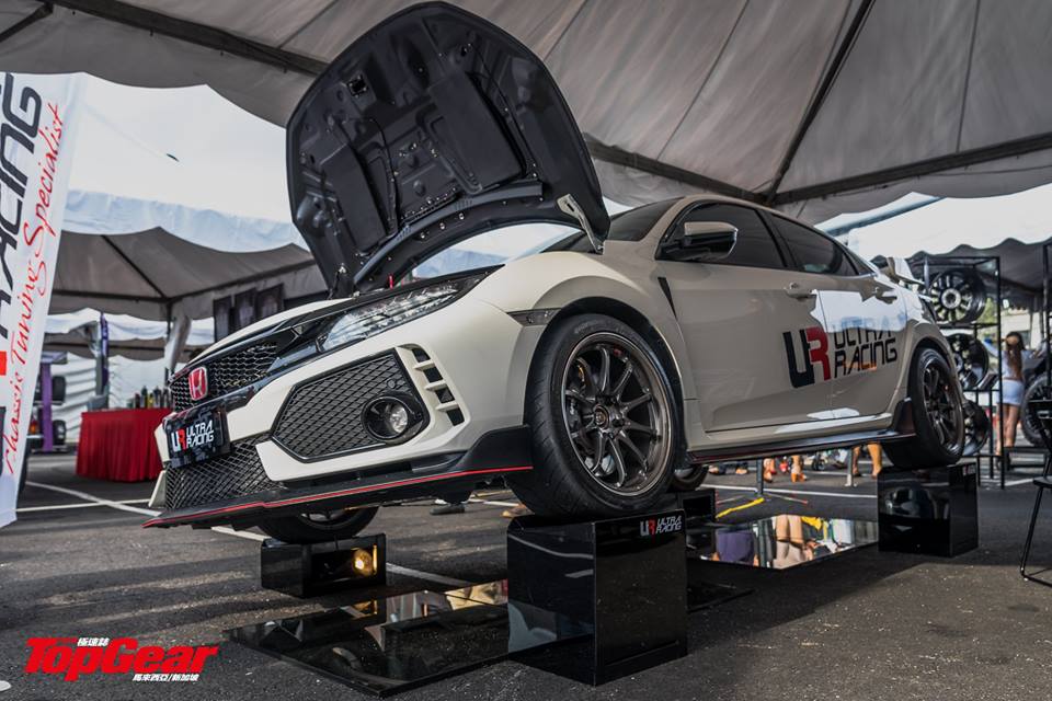 Honda-Civic-Type-R-FK8-17+-Ultra-R-2P-Front-Upper-Strutbar