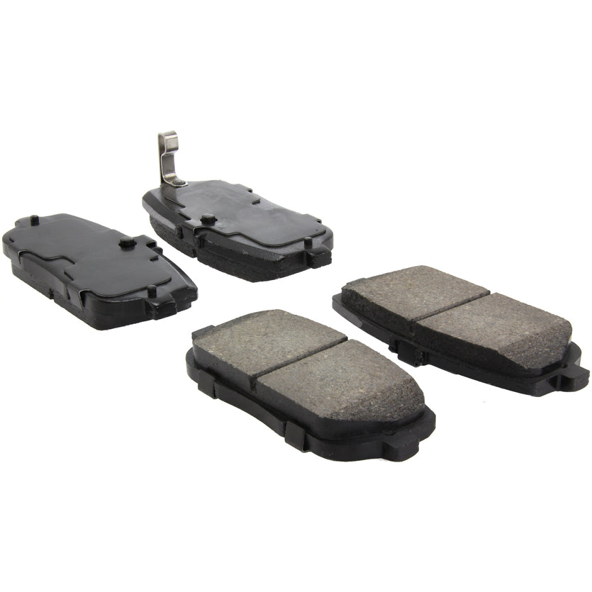 Image of 30911800 Stoptech sportremblokken met vulplaten en bevestigingsmateriaal