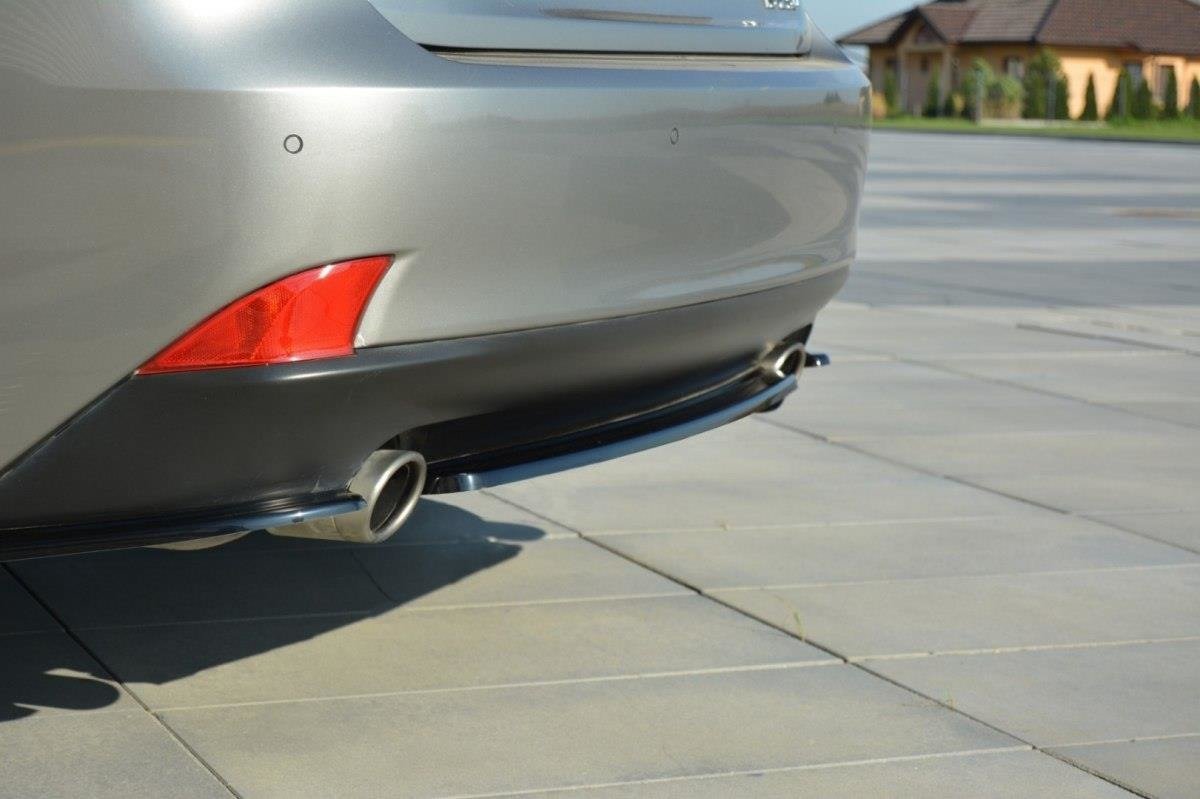 Image of Central Rear Splitter Lexus Is MK3 T (Without Vertical Bars) V3
