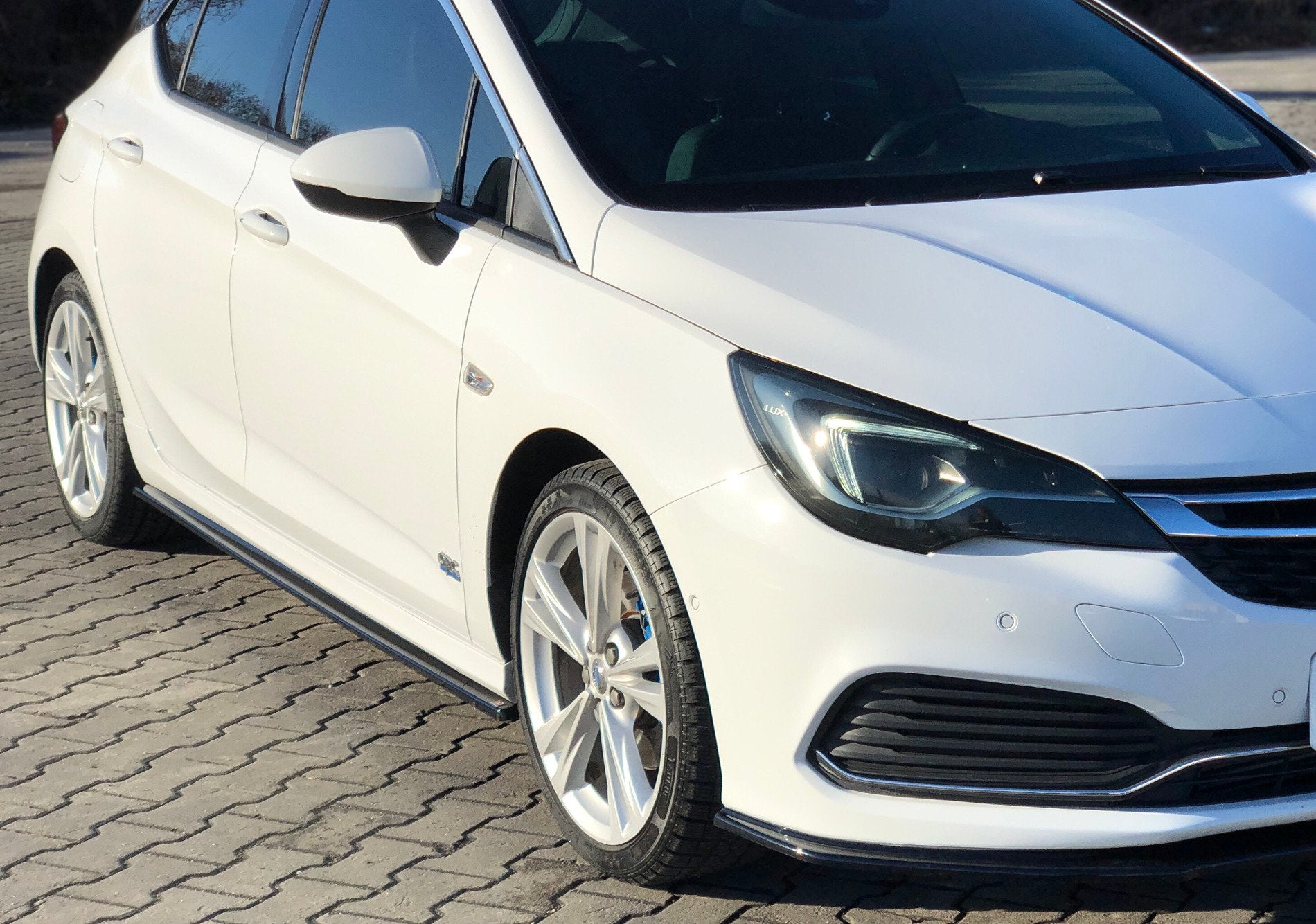 Image of Side Skirts Diffusers Opel Astra K OPC-Line - Gloss Black