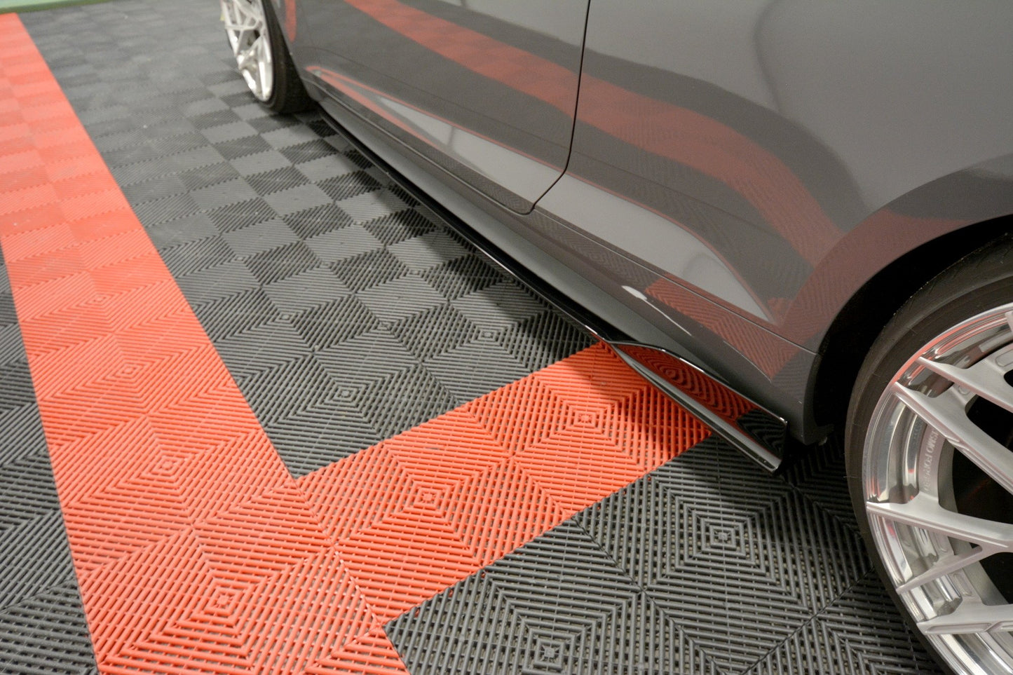 Side-Skirts-Diffusers-Audi-S5-/-A5-S-Line-F5-Coupe---Primed