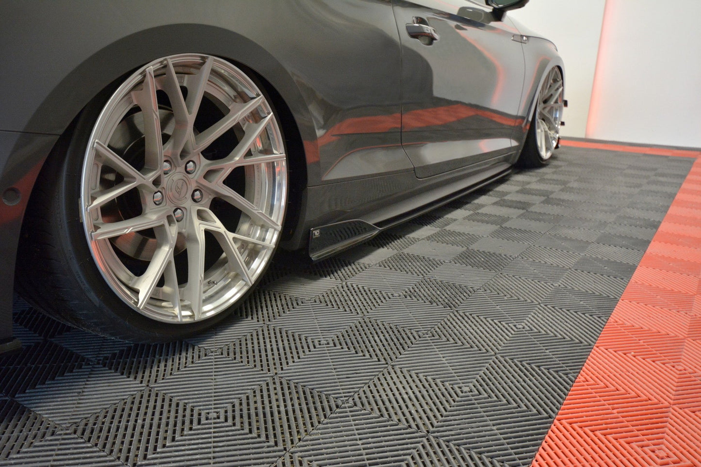 Side-Skirts-Diffusers-Audi-S5-/-A5-S-Line-F5-Coupe---Primed