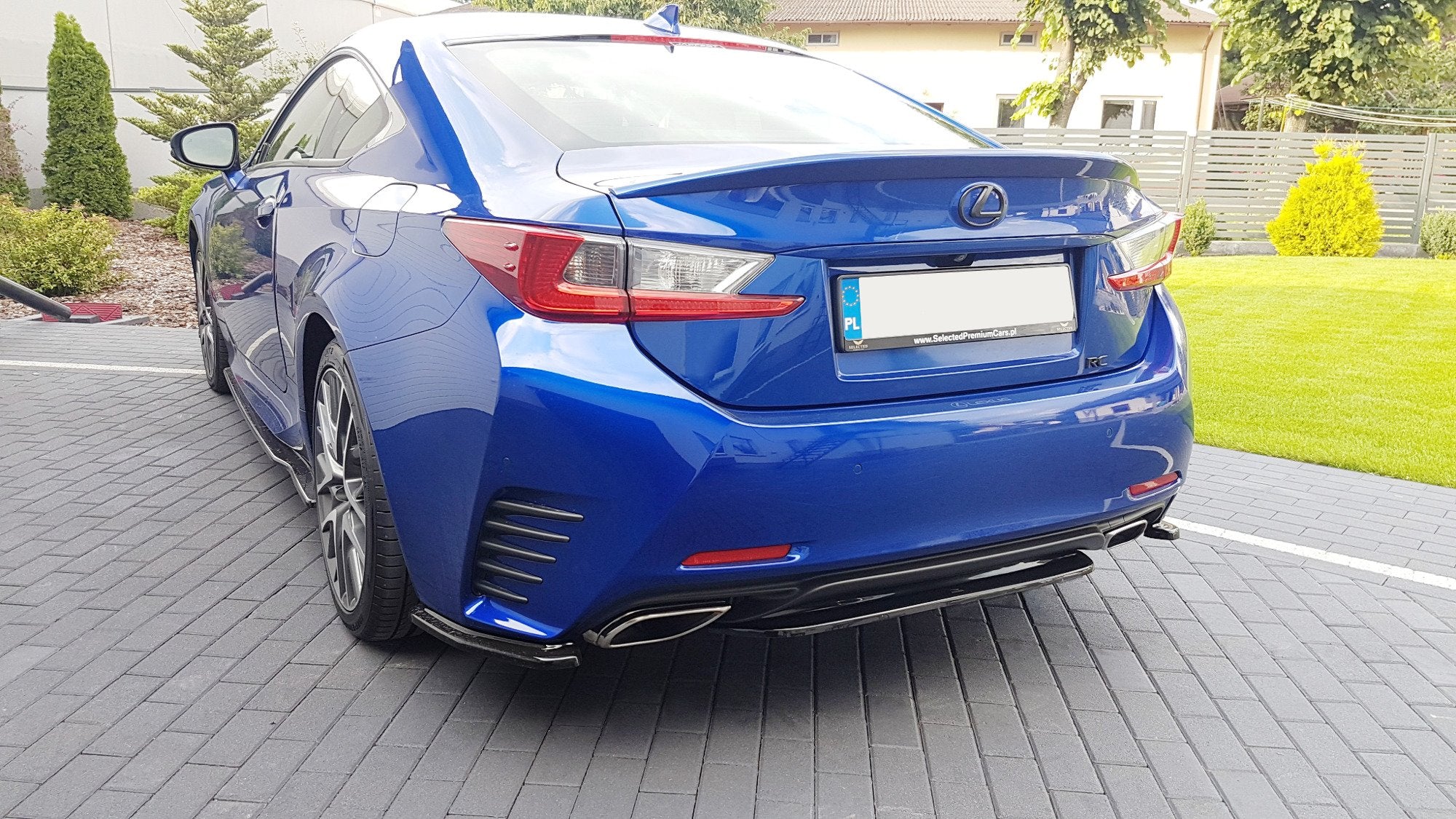 Image of Central Rear Splitter (Without Vertical Bars) Lexus RC -GB