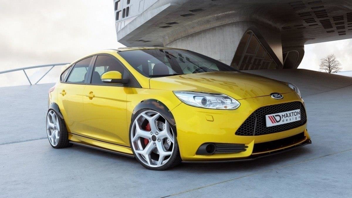 Image of Fenders Extension Ford Focus ST MK3 - Gloss Black