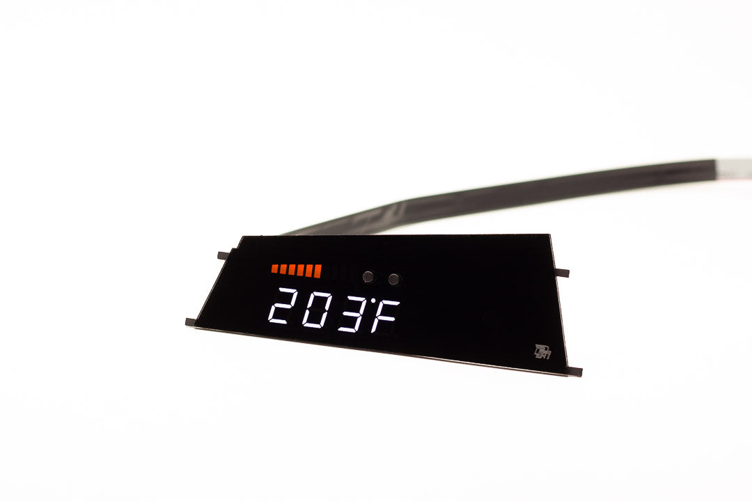 Image of P3 V3 OBD2 - BMW 5 Series G3X / F90 Gauge (17-24) Without Vent Orange Bars / White Digits