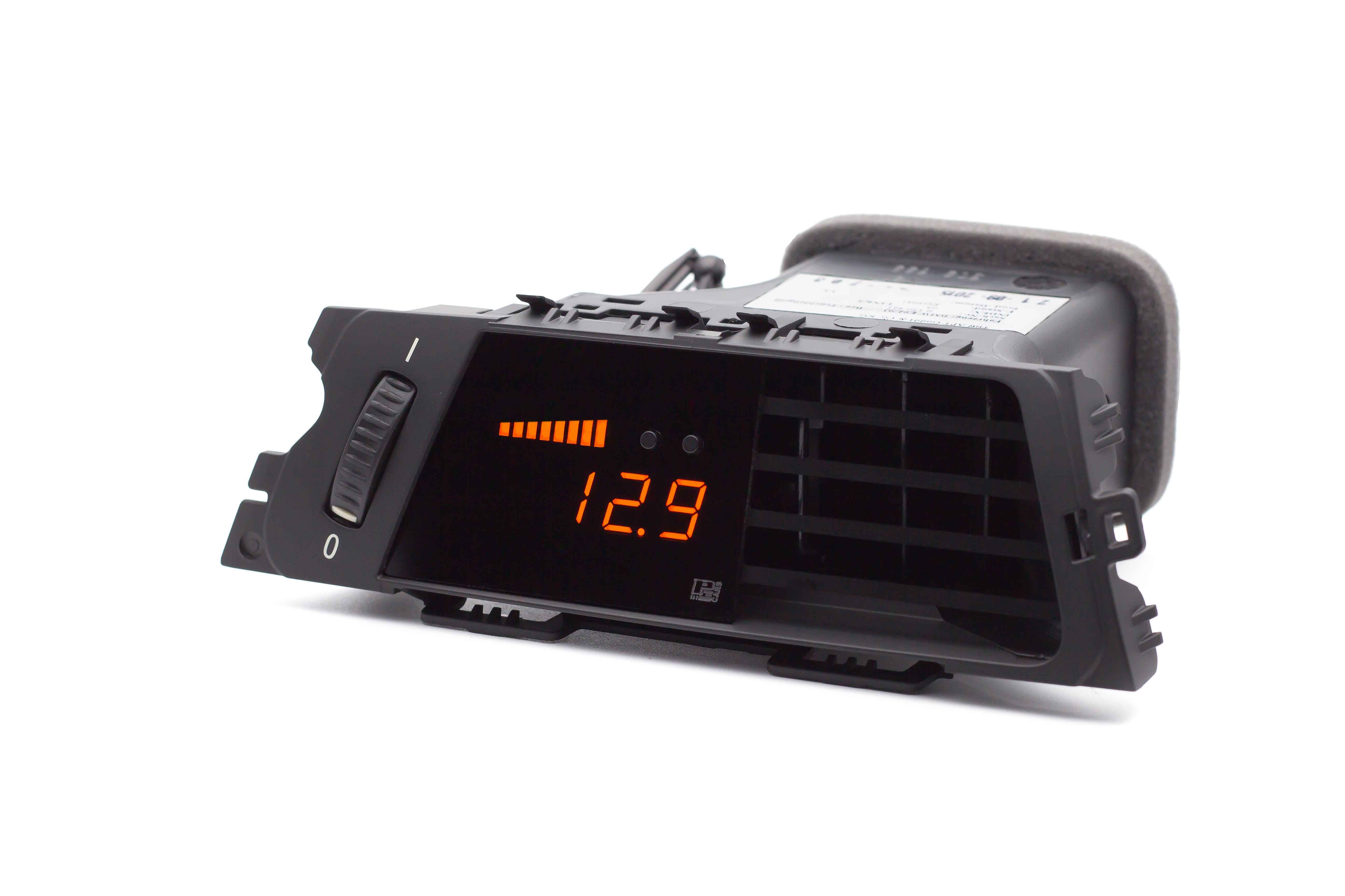 Image of P3 Analog Gauge - BMW 3 Series E9X (2004-2013) With Vent Orange Bars / Orange Digits
