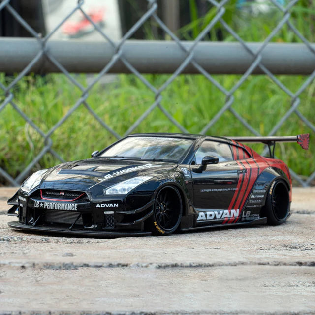AOSHIMA Plastic model 1/24 LB-WORKS NISSAN GT-R R35 Type2 ver.2 Black×Red
