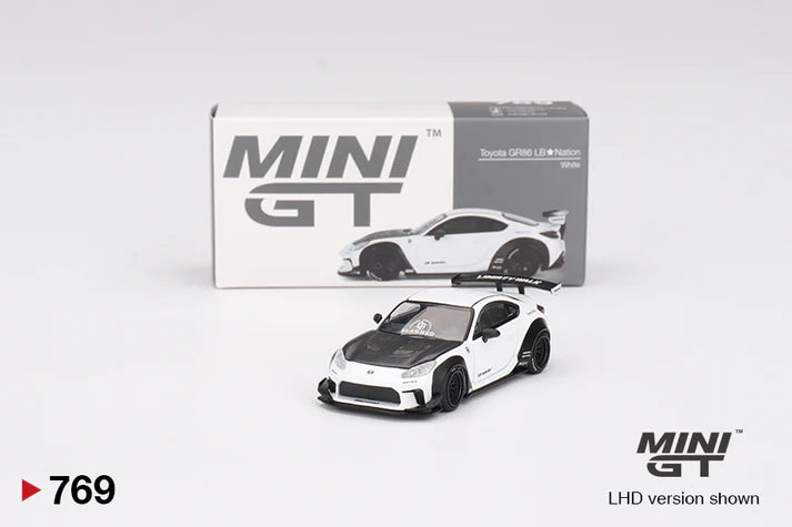 MINI GT - 1/64  Toyota GR86 WHITE