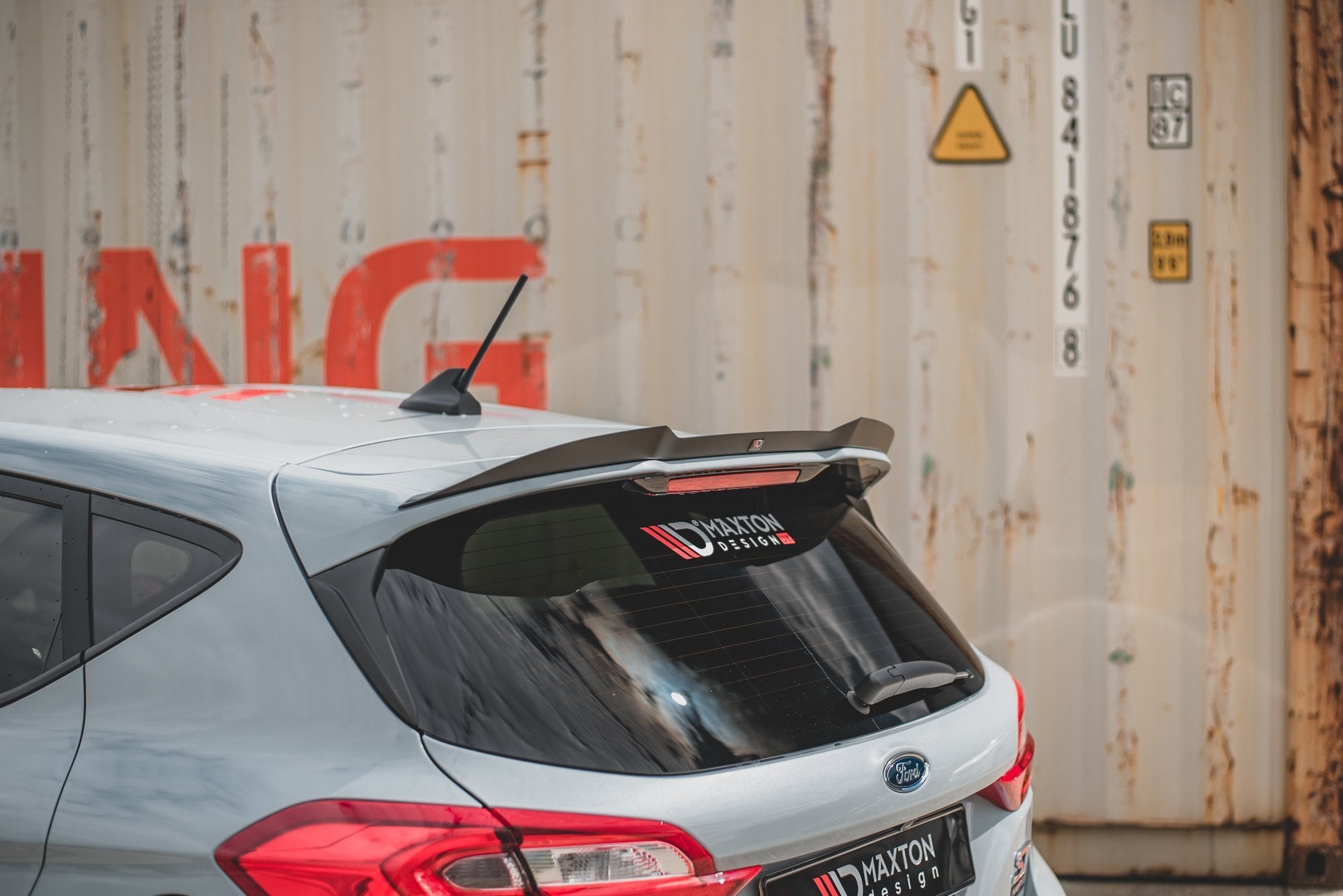 Spoiler-Cap-V.3-Ford-Fiesta-MK8-ST-/-ST-Line---Gloss-Black