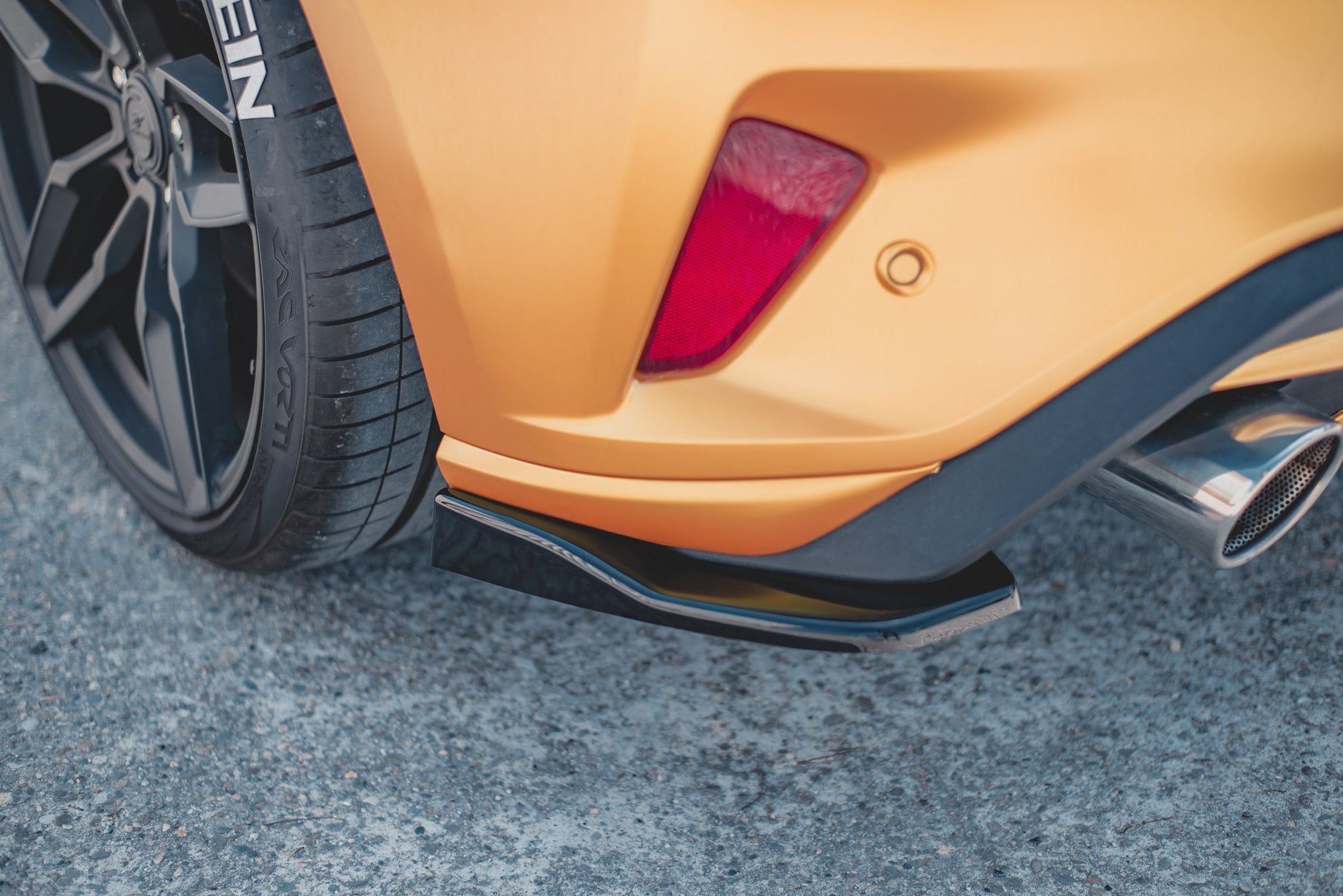 Rear-Side-Splitters-V.2-Ford-Focus-ST-MK4---Gloss-Black