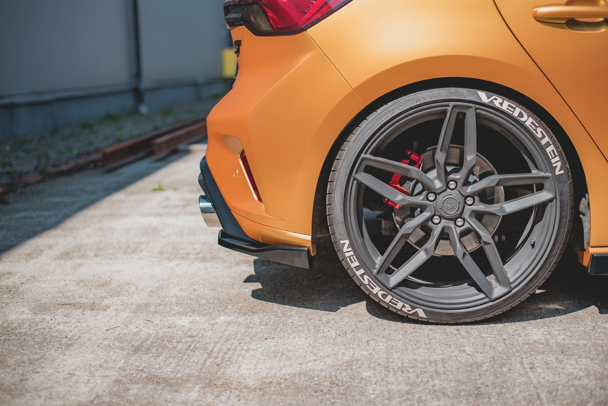 Rear-Side-Splitters-V.3-Ford-Focus-ST-MK4---Gloss-Black