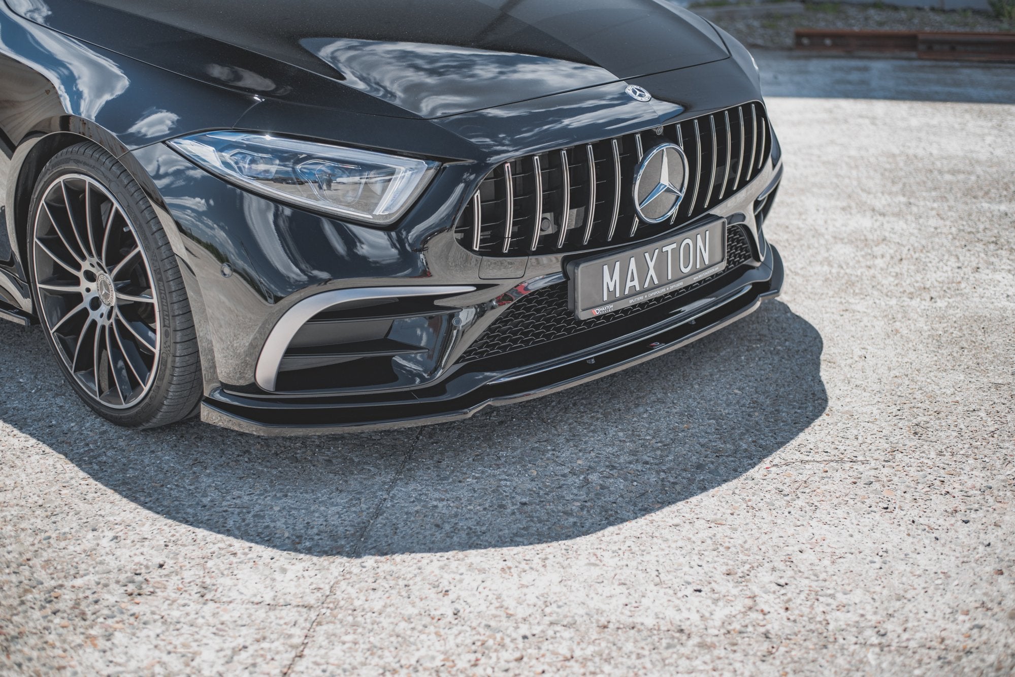 Front-Splitter-V.2-Mercedes-Benz-CLS-AMG-Line-C257-GB