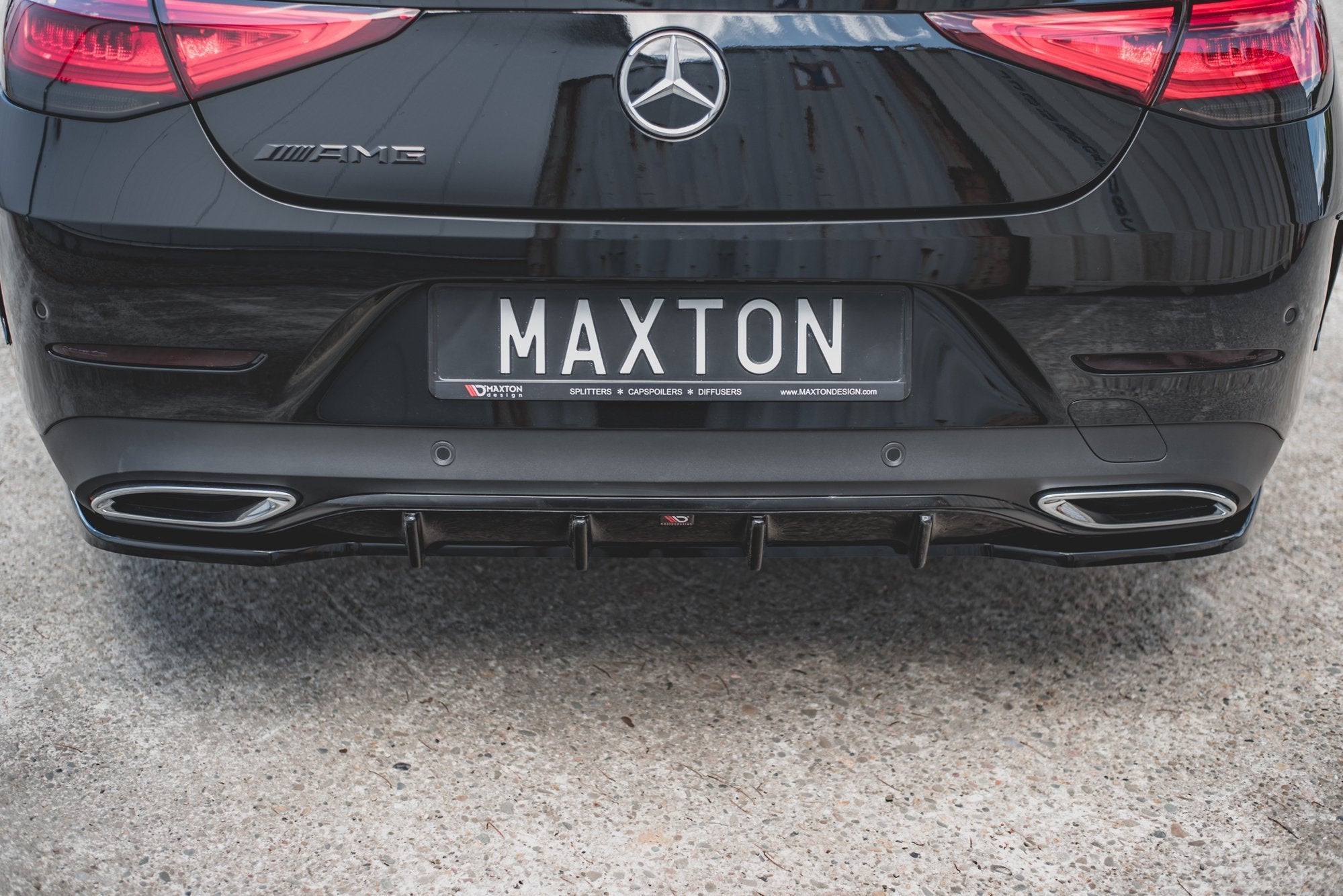 Rear-Valance-Mercedes-Benz-CLS-AMG-Line-C257---Gloss-Black
