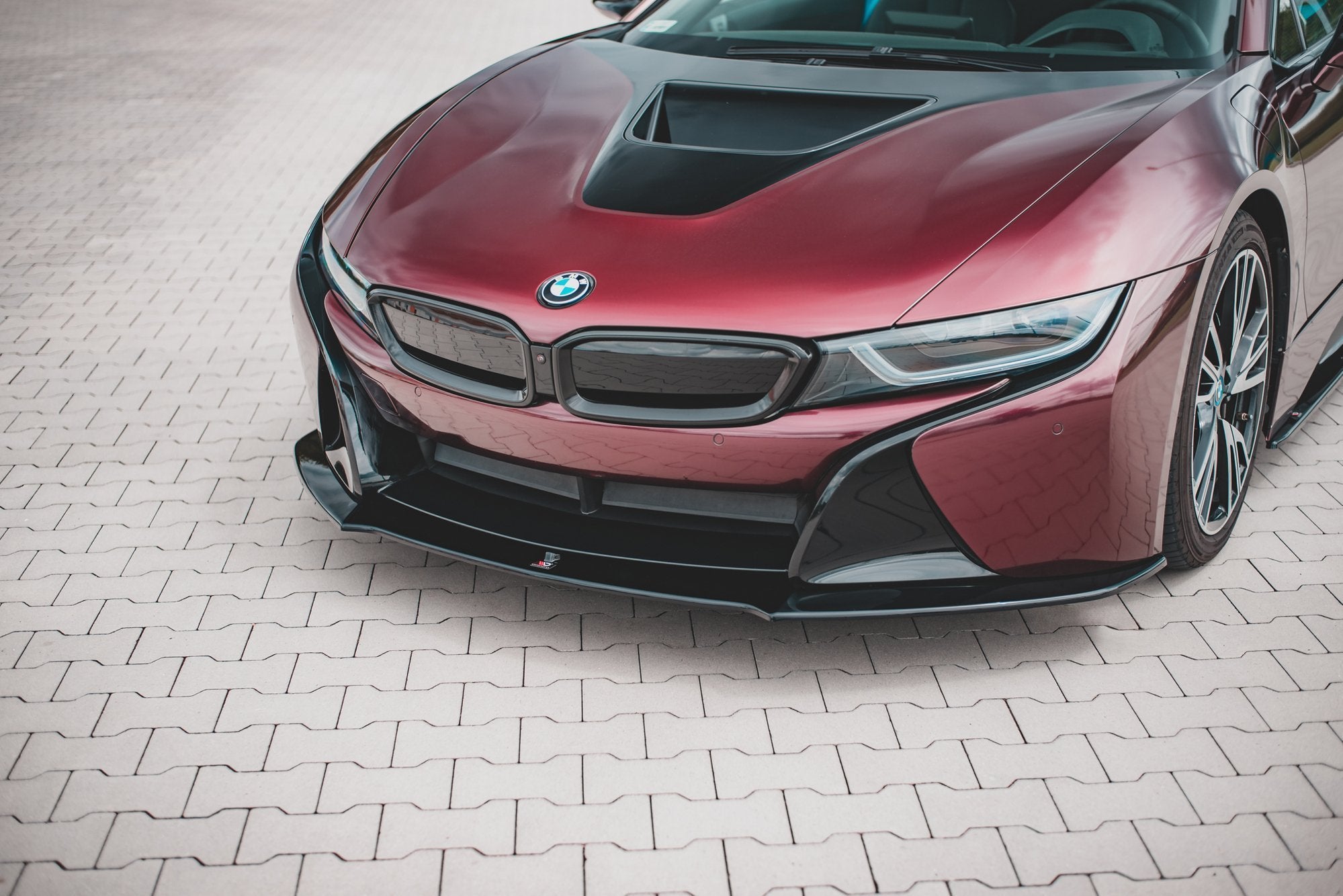 Set-Of-Spoiler-Caps-BMW-i8-G