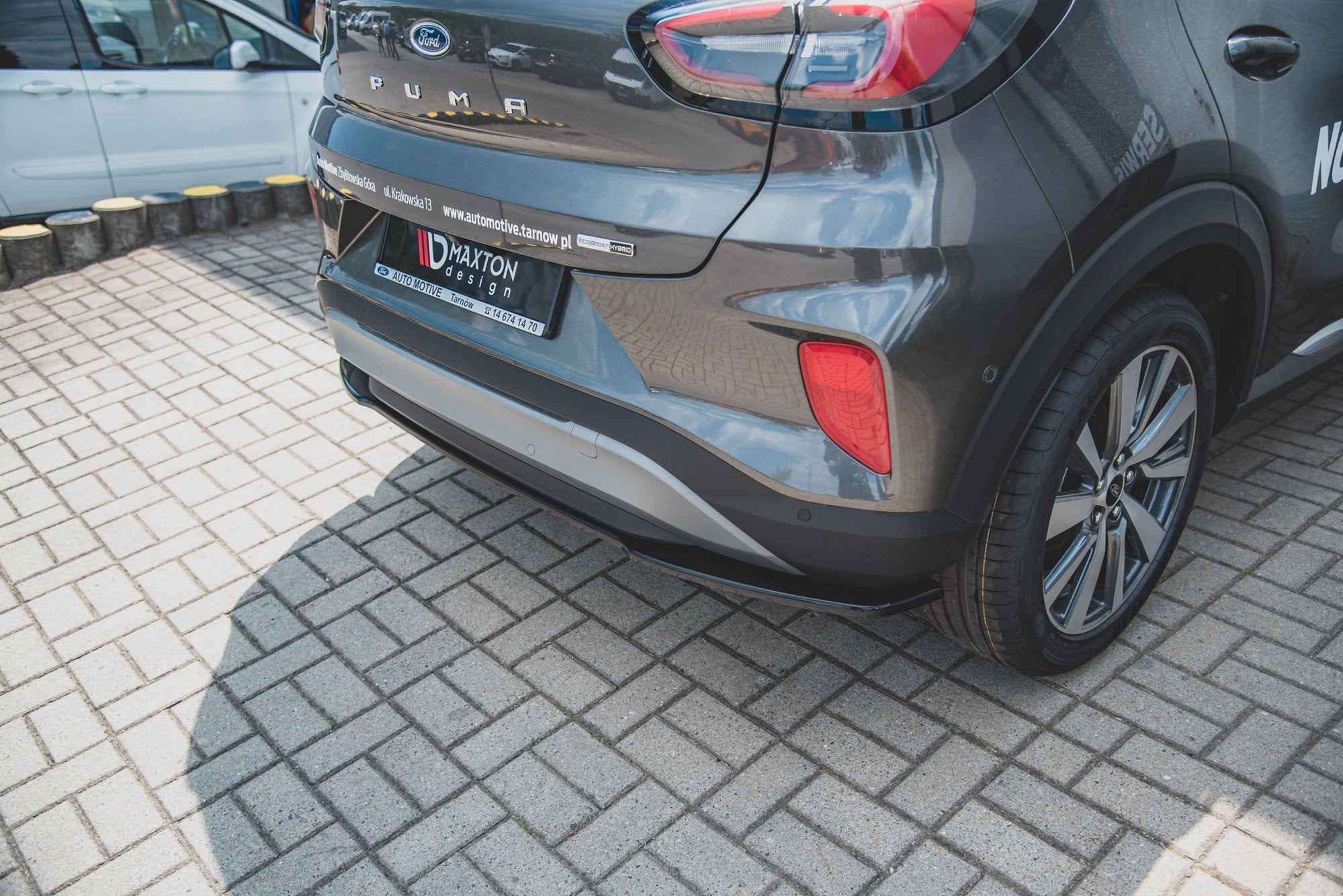 Central-Rear-Splitter-Ford-Puma---Gloss-Black