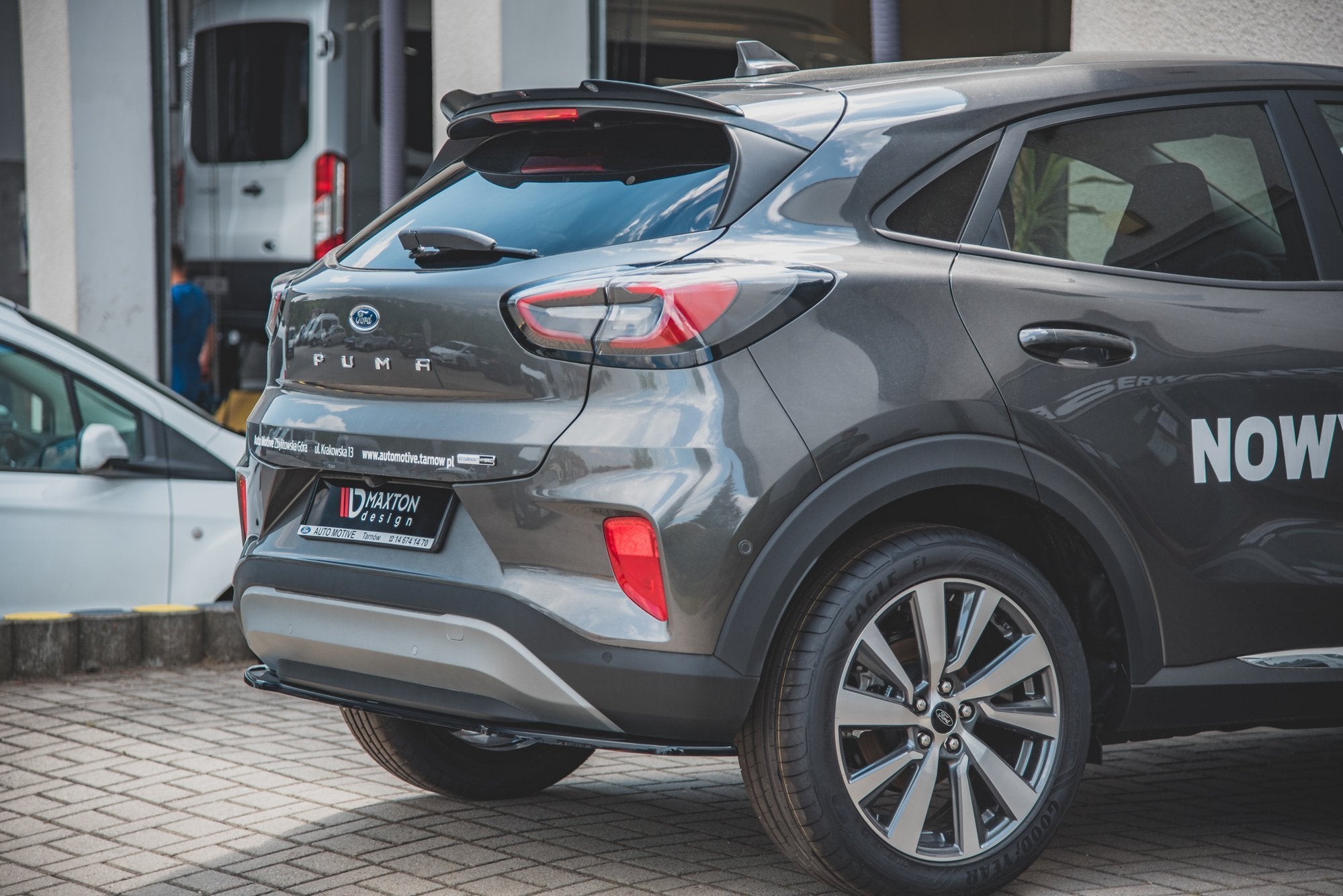 Central-Rear-Splitter-Ford-Puma---Gloss-Black