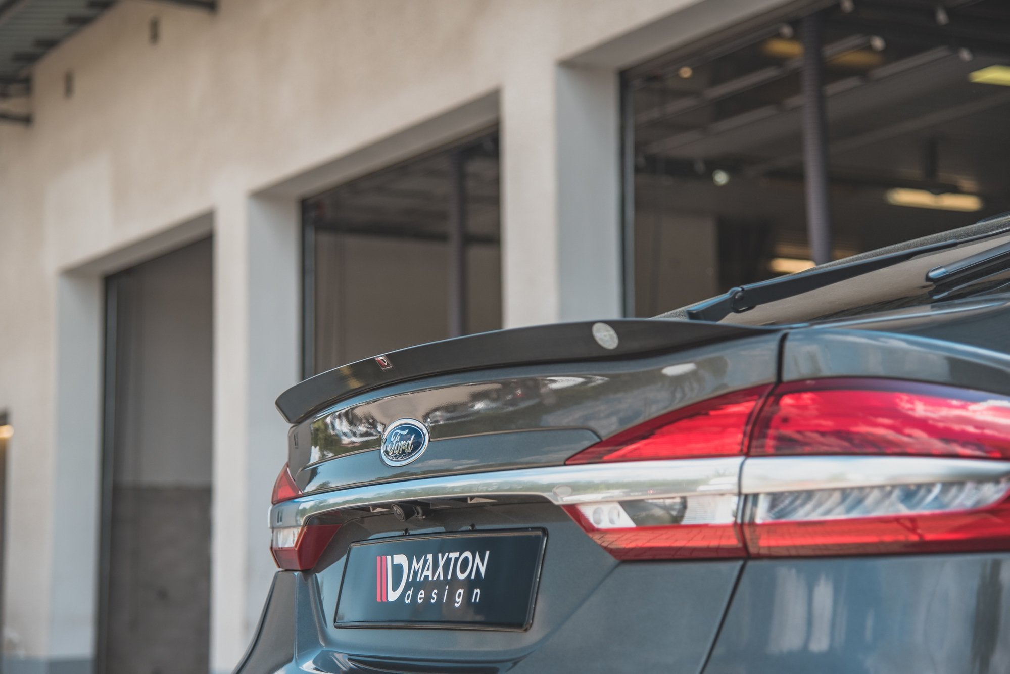 Spoiler-Cap-Ford-Mondeo-Liftback-MK5-Facelift---Gloss-Black