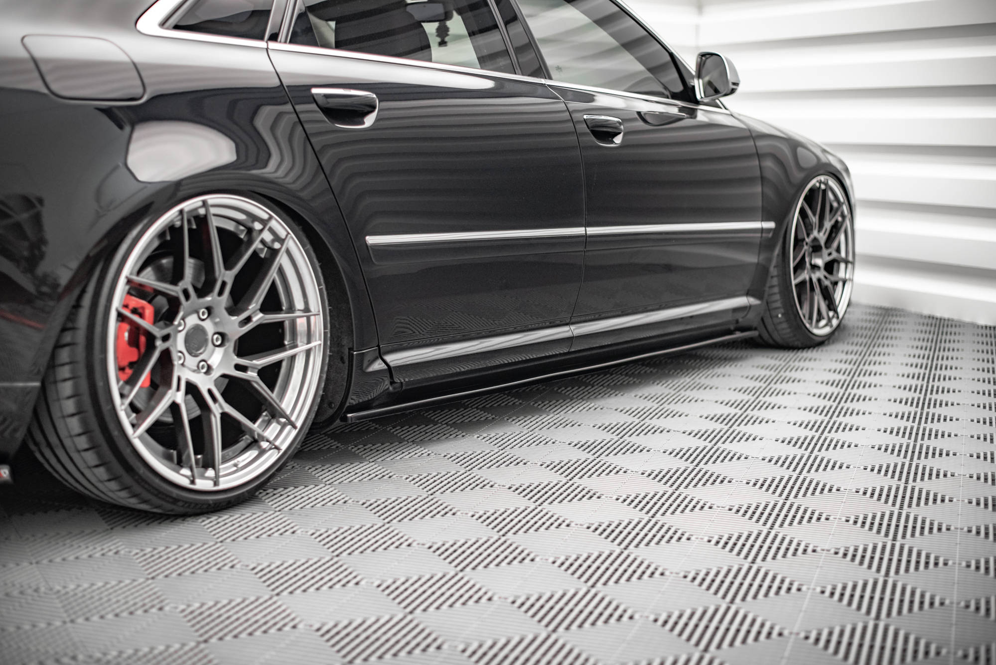 Side-Skirts-Diffusers-Audi-S8-D3---Gloss-Black
