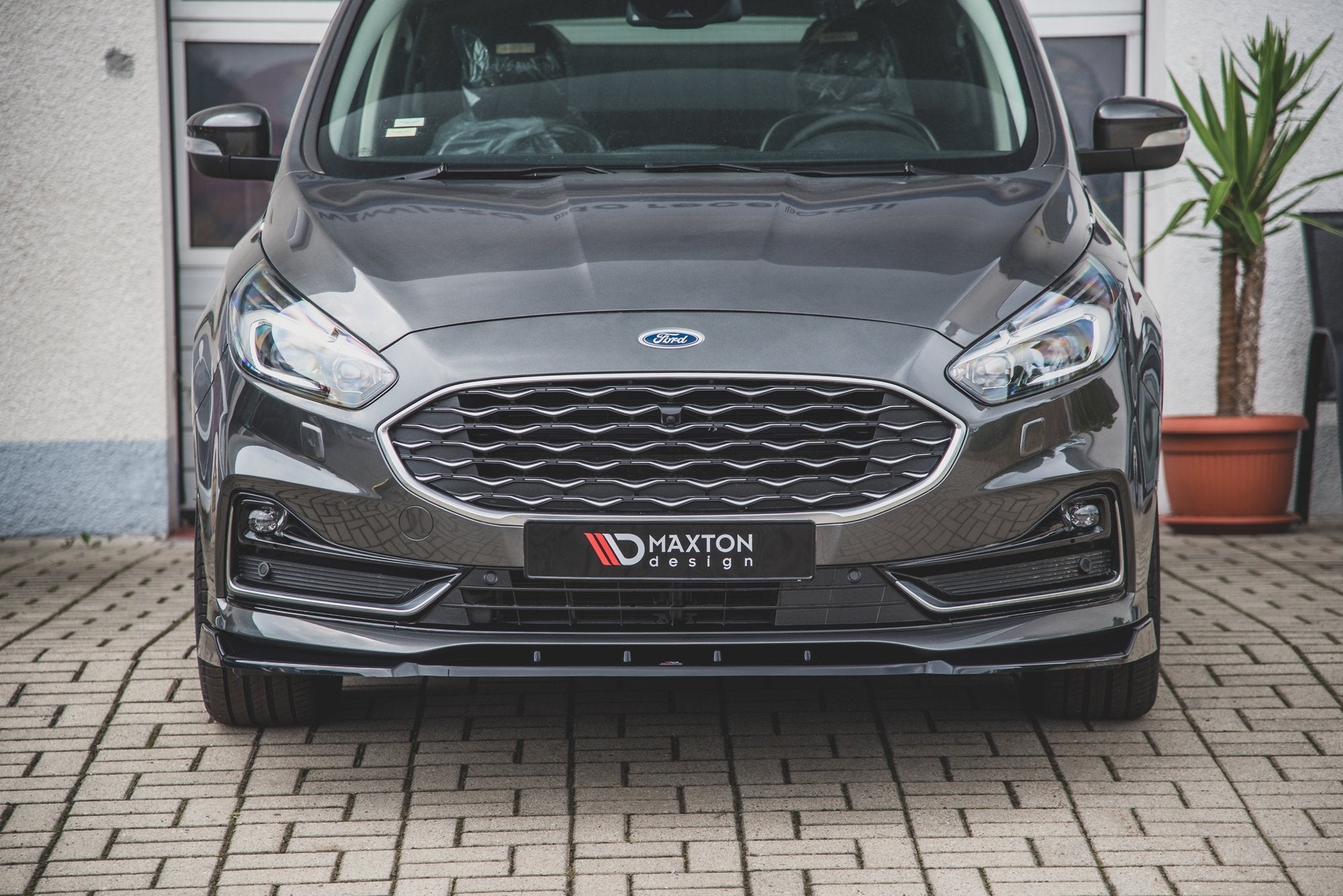 Front-Splitter-Ford-S-Max-MK2-Facelift---Gloss-Black