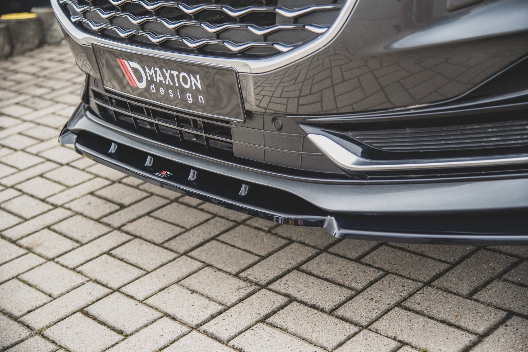Front-Splitter-Ford-S-Max-MK2-Facelift---Gloss-Black